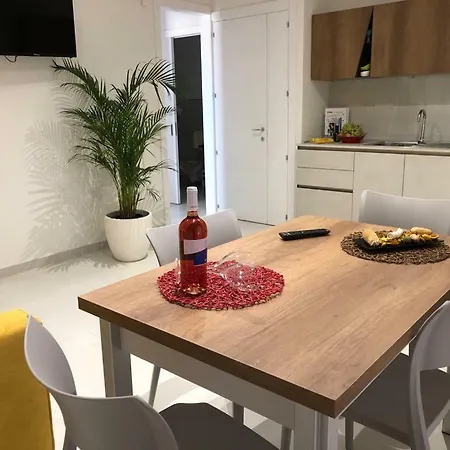 Appartement L'angolo Delle Dimore 6 Posti Letto Otranto